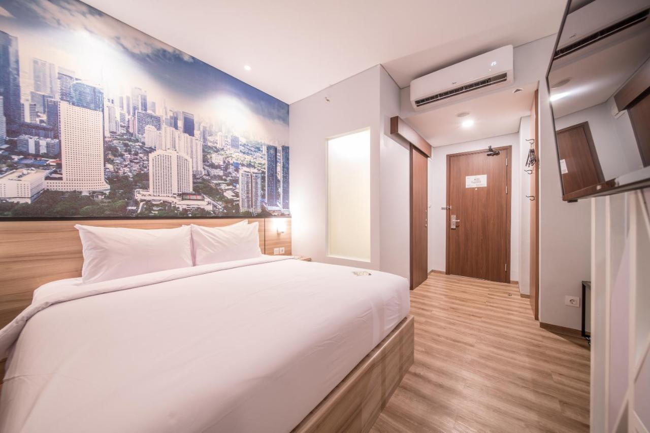All Nite & Day Kebon Jeruk Jakarta Exterior photo